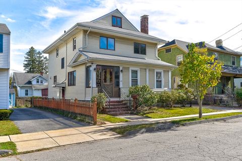 43 Ellington Rd Quincy MA 02170