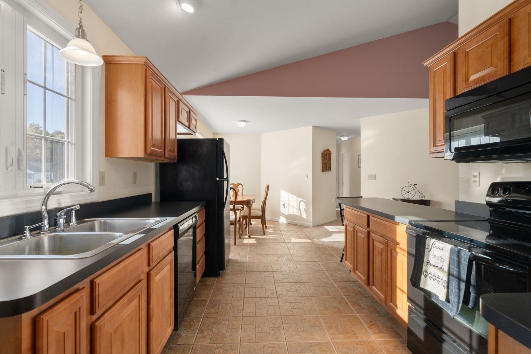 22 Bell Drive, East Bridgewater, MA, 22 Bell Drive, East Bridgewater, MA Photo #7