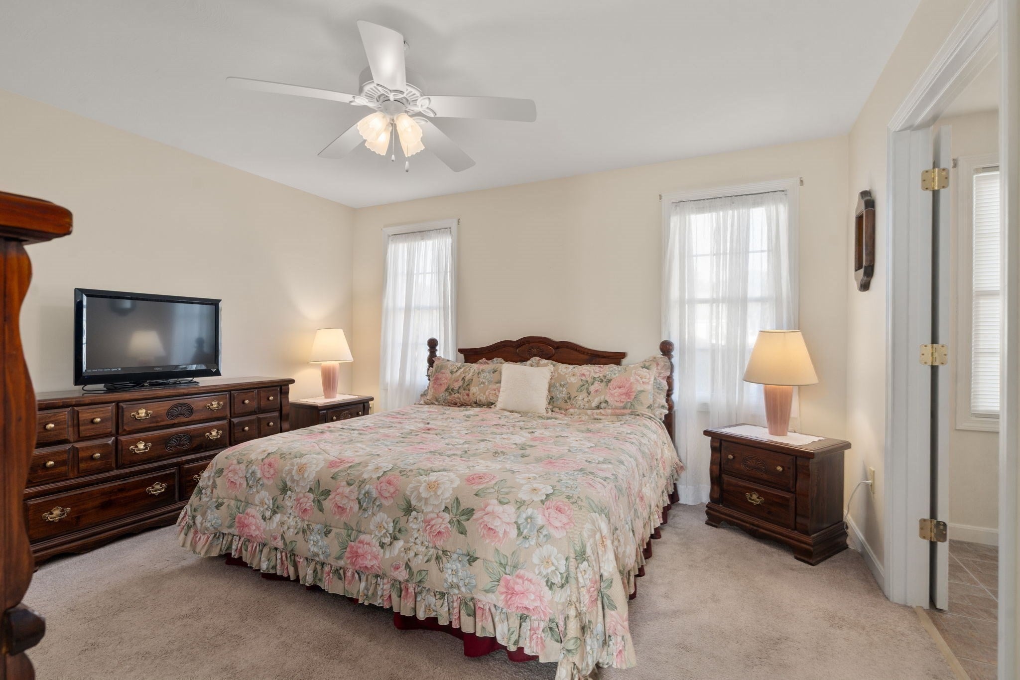 22 Bell Drive, East Bridgewater, MA, 22 Bell Drive, East Bridgewater, MA Photo #11