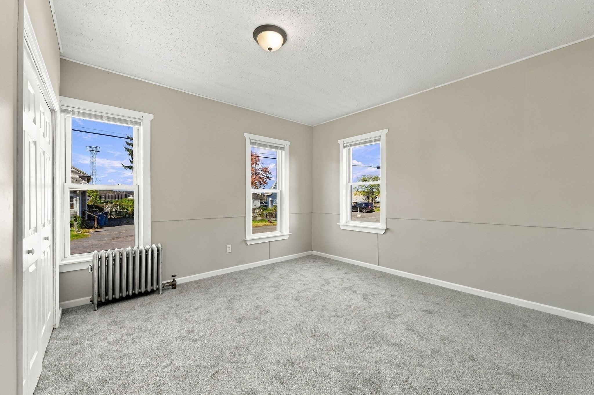19 Lowell Ave, West Springfield, MA Photo #13