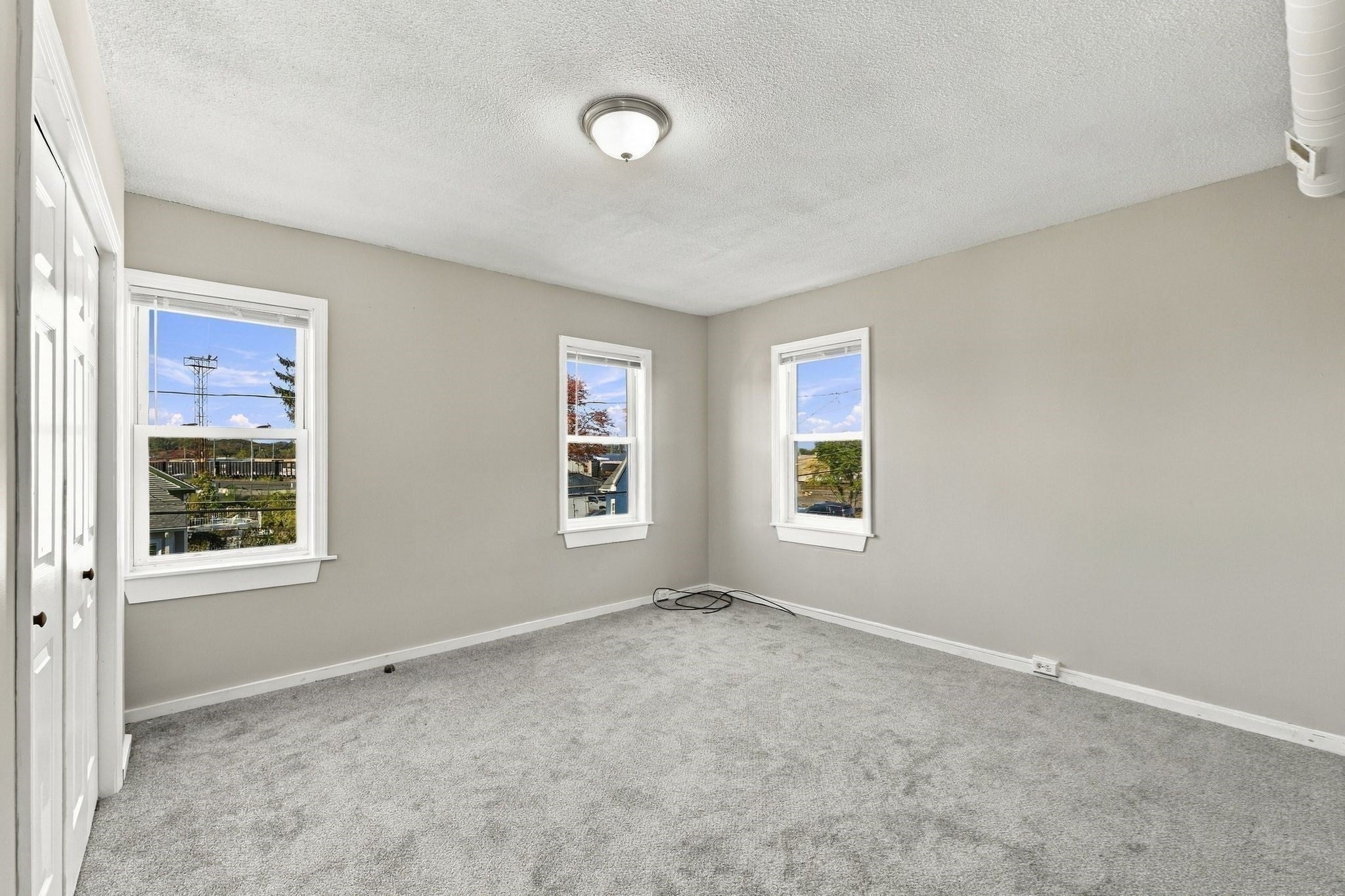 19 Lowell Ave, West Springfield, MA Photo #26