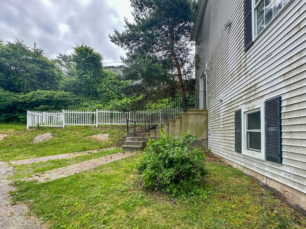 20 Groton Pl