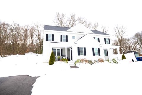 Photo of 30 Oak Meadow Pl #30, Bridgewater, MA 02324 (MLS # 73484954)