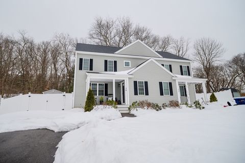 Photo of 30 Oak Meadow Pl #30, Bridgewater, MA 02324 (MLS # 73484954)