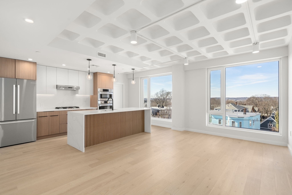 125 Lowell Street 603