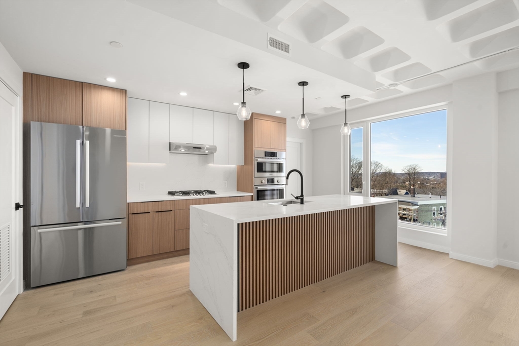 125 Lowell Street 603