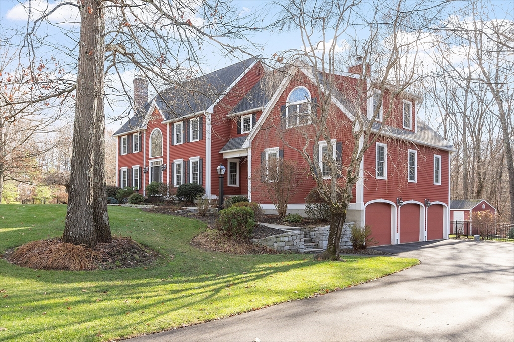 1 Little Hollow Lane