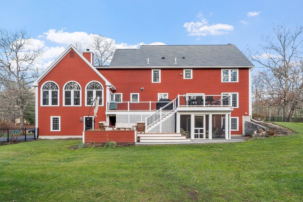 1 Little Hollow Lane