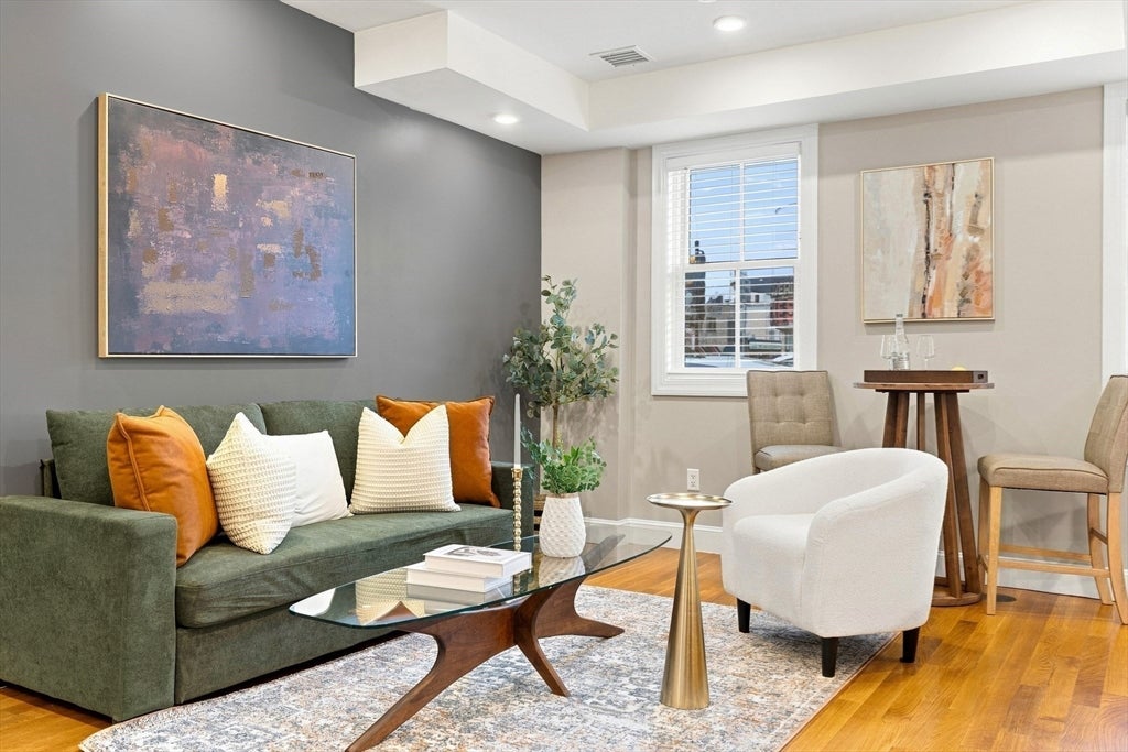 89 Prescott St B