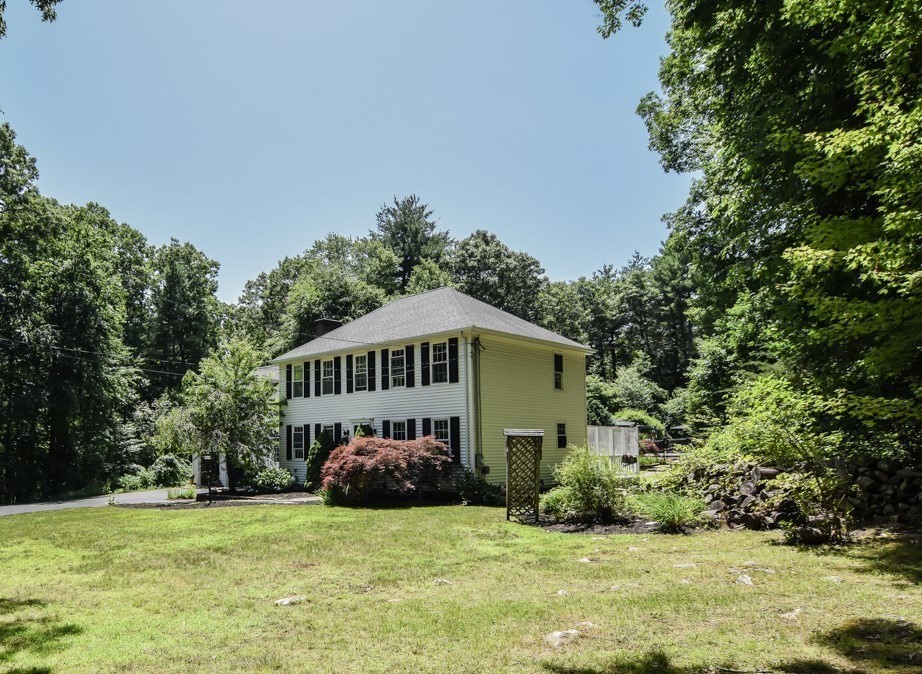 359 Se Main St