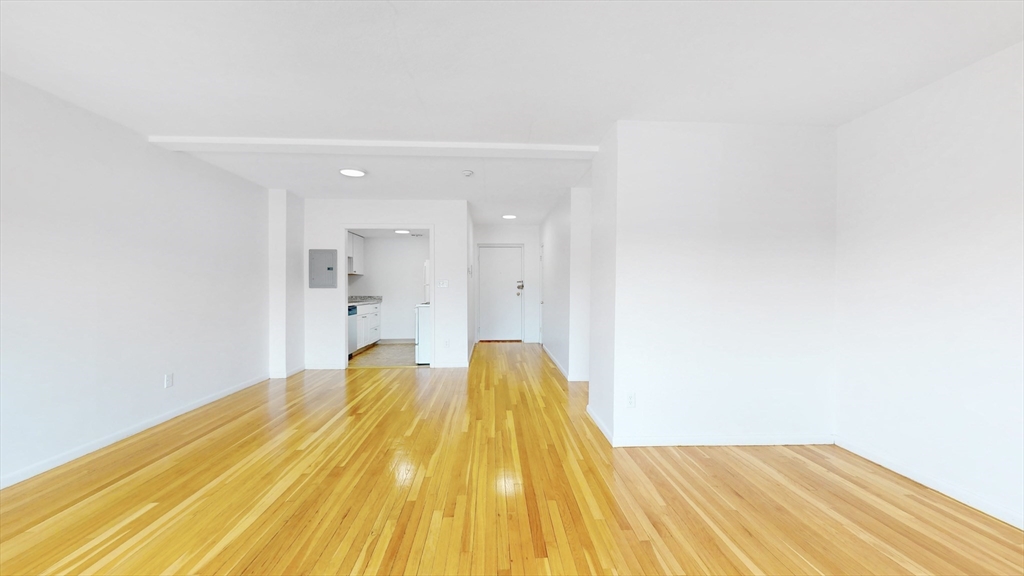 525 Highland Ave. 44