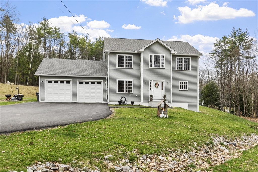 40 Doyle Ave