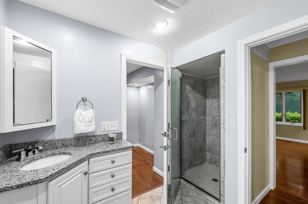 96 Prynnwood Road, Longmeadow, MA, 96 Prynnwood Road, Longmeadow, MA Photo #38