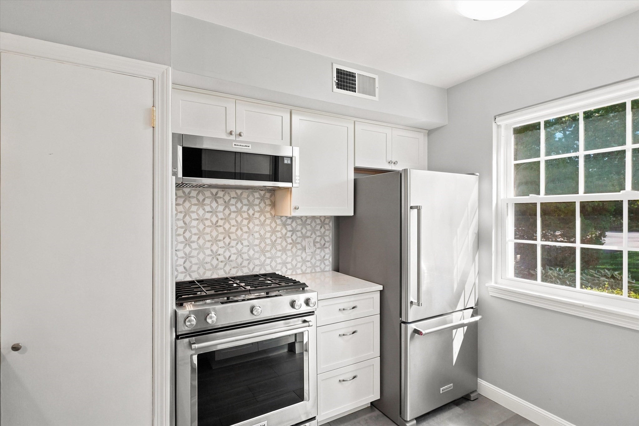 104 Windsor Drive #104, Framingham, MA, 104 Windsor Drive #104, Framingham, MA Photo #6