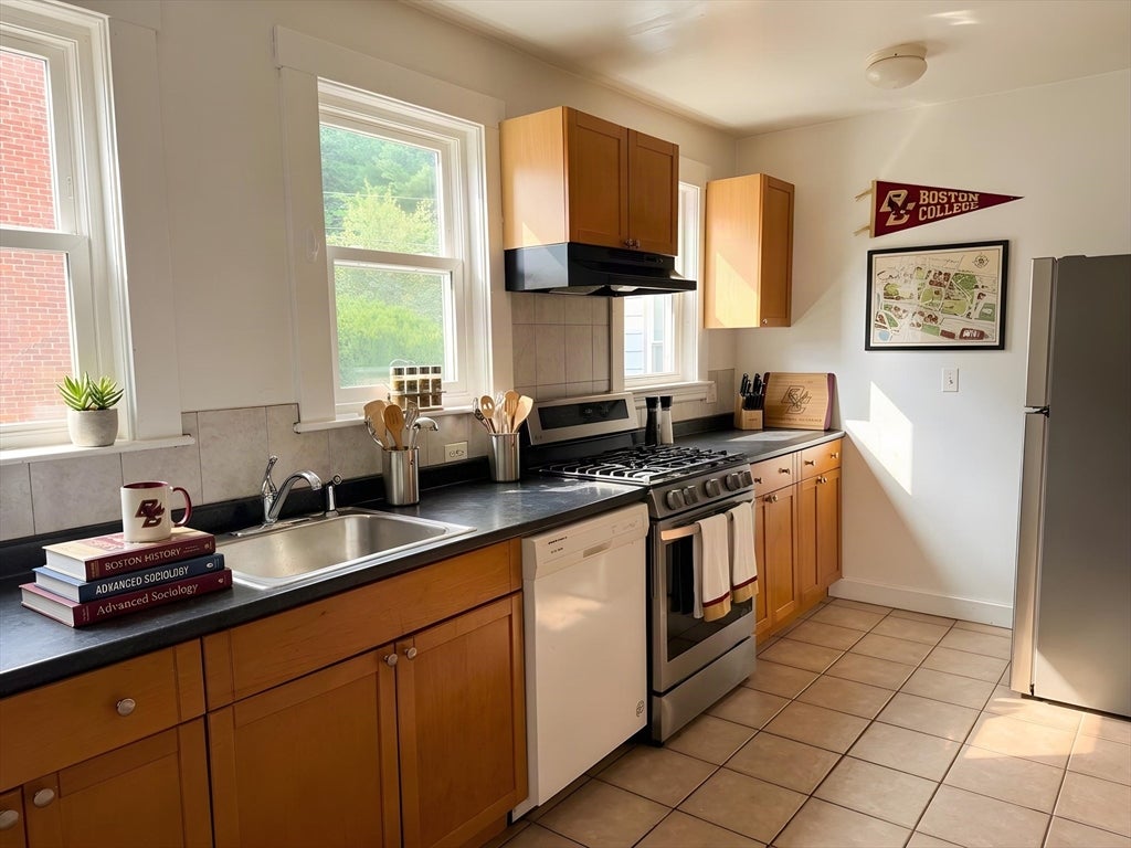 8 Hammondswood Road #8, Newton, MA, 8 Hammondswood Road #8, Newton, MA Photo #1