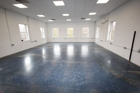Photo of 35 Water St #2, Amesbury, MA 01913 (MLS # 73511470)