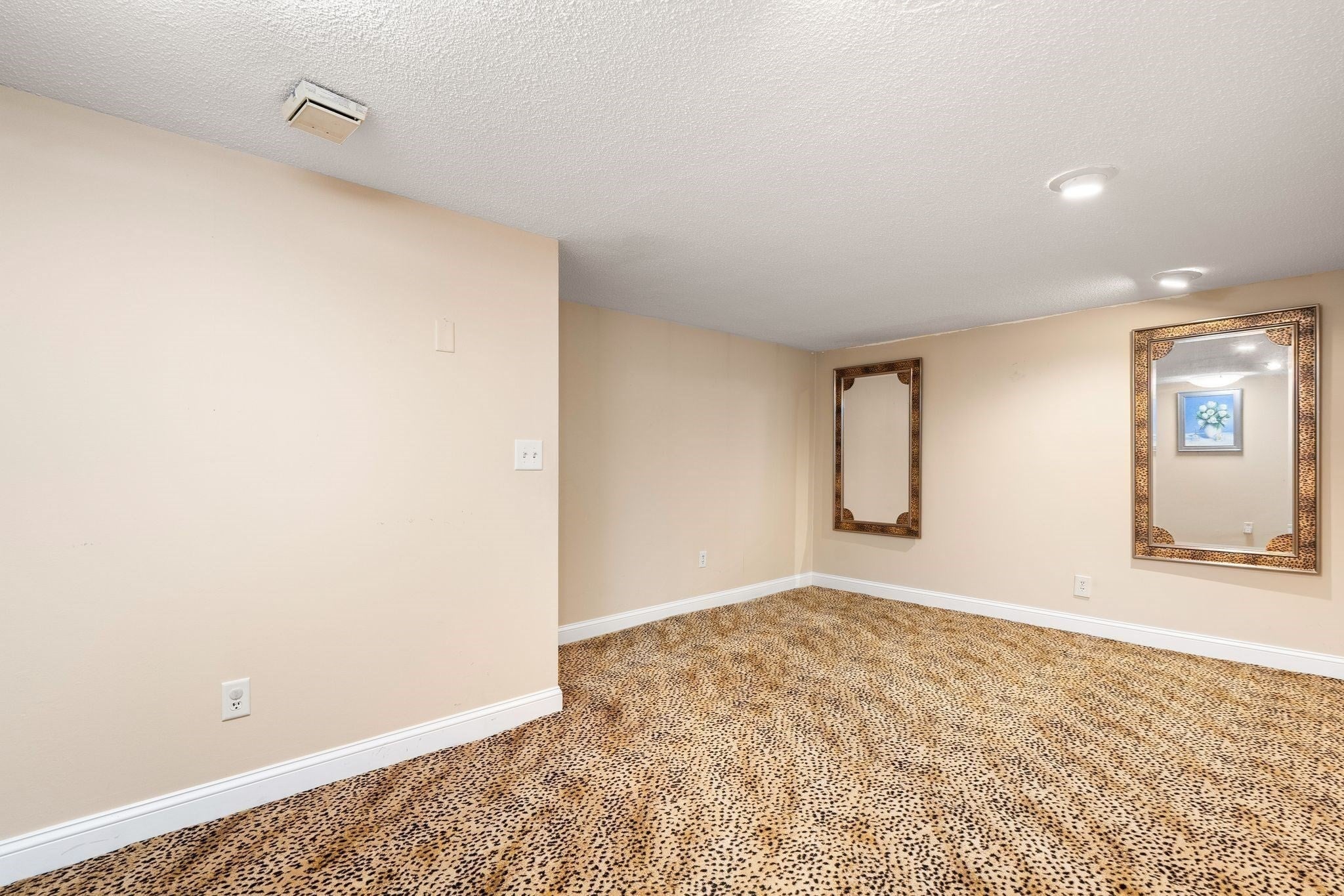 25 Macy St, Quincy, MA Photo #22