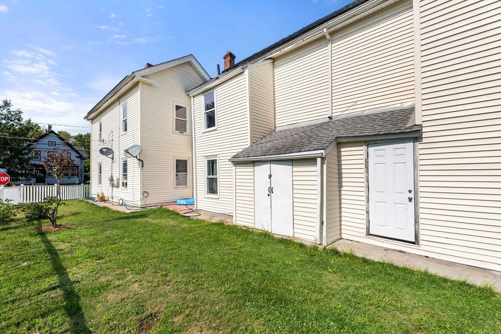 88 Granite St, Leominster, MA, 88 Granite St, Leominster, MA Photo #4