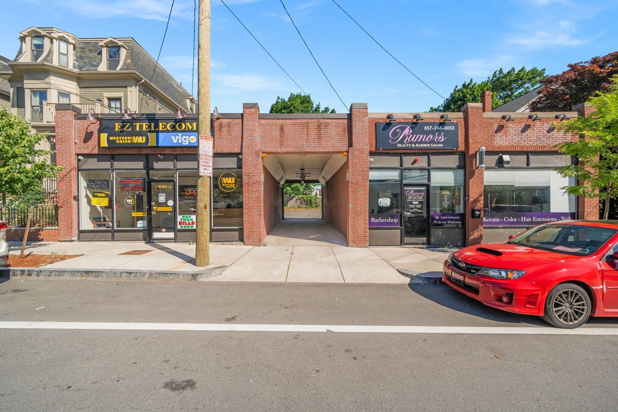 682 Broadway
