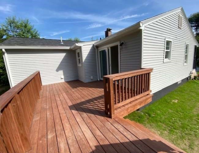 9 Knollwood Circle