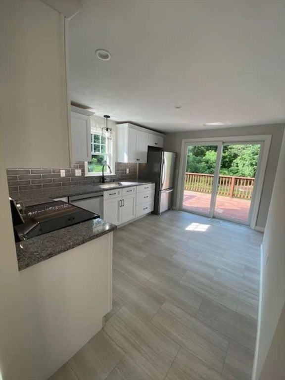 9 Knollwood Circle