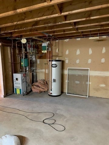 107 Salisbury St #107, Dracut, MA, 107 Salisbury St #107, Dracut, MA Photo #18