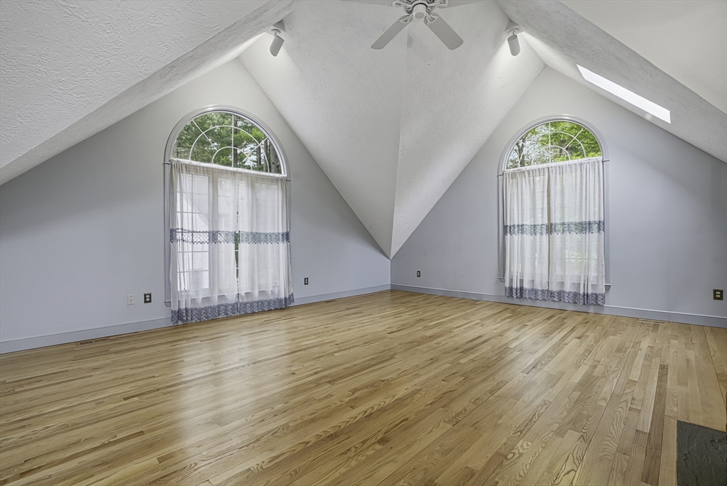179 South St, Upton, MA Photo #16