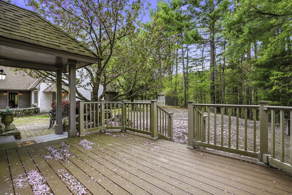 179 South St, Upton, MA Photo #36