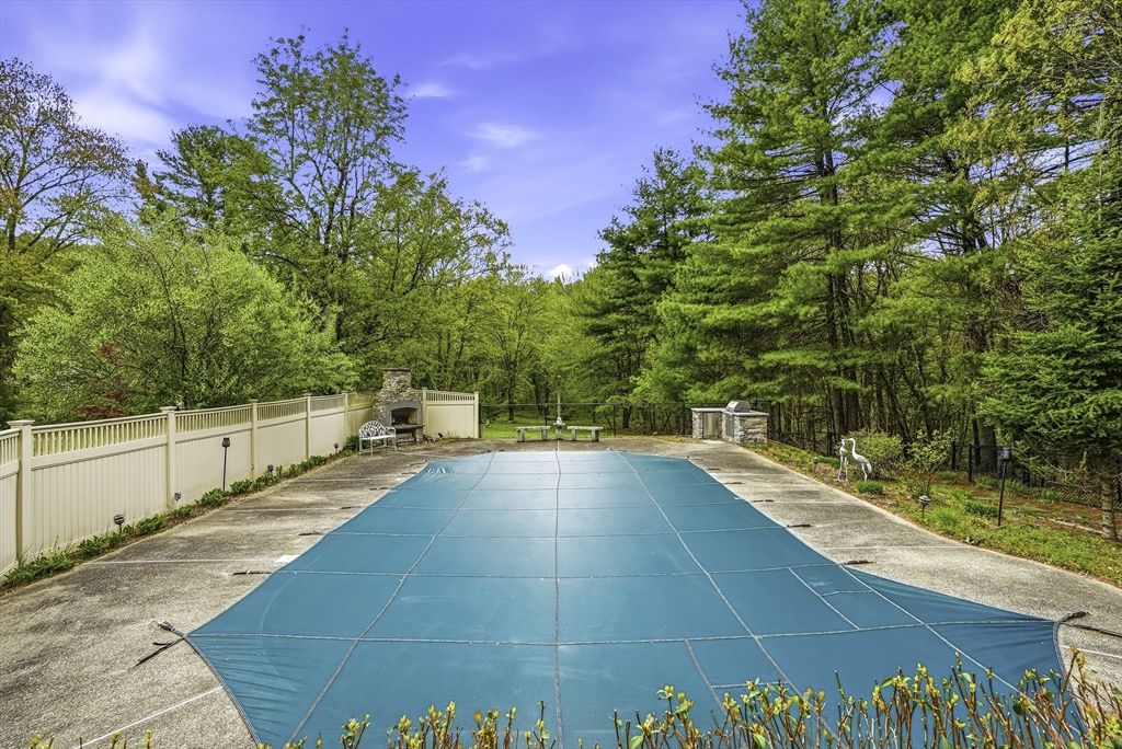179 South St, Upton, MA Photo #33