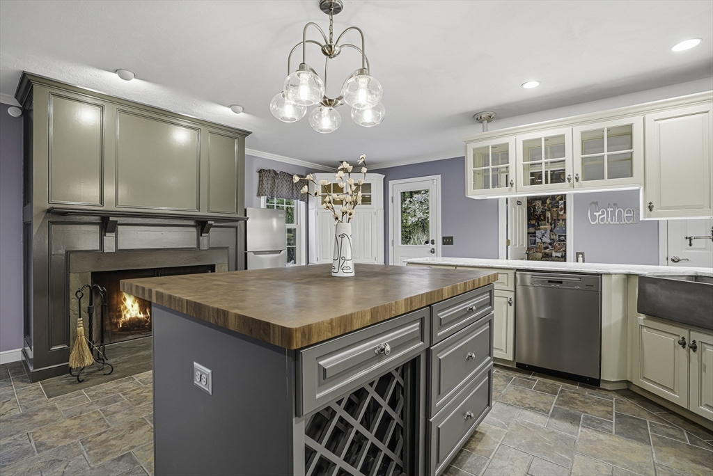 179 South St, Upton, MA Photo #12