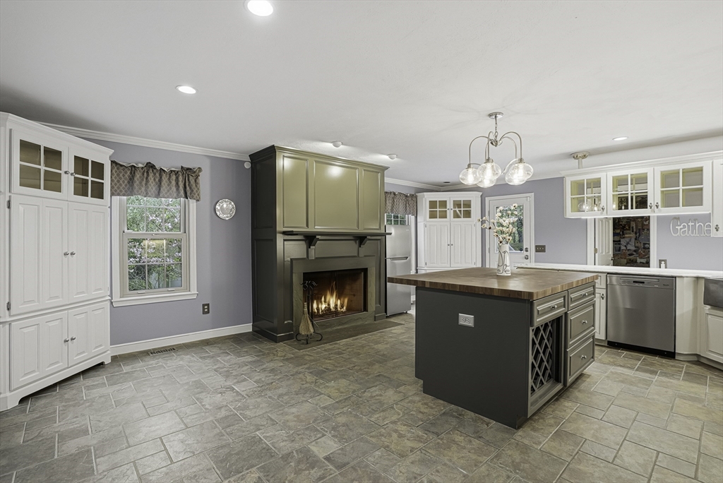 179 South St, Upton, MA Photo #11