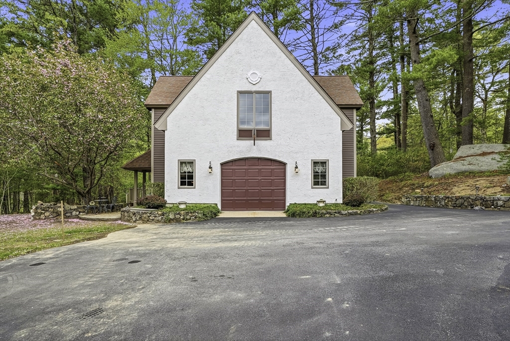 179 South St, Upton, MA Photo #4