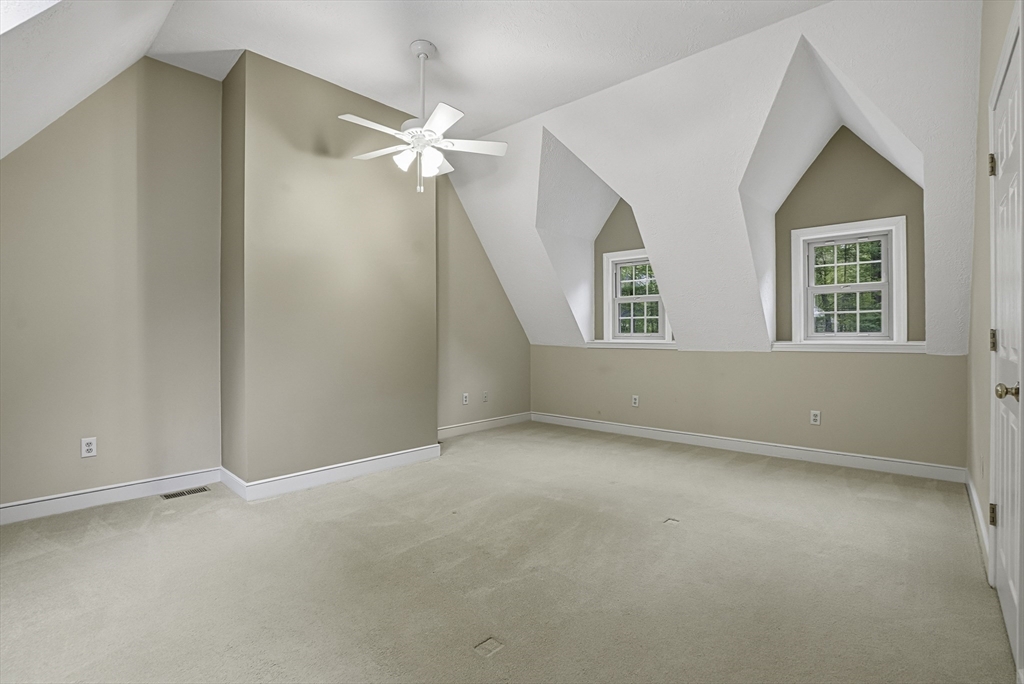 179 South St, Upton, MA Photo #20