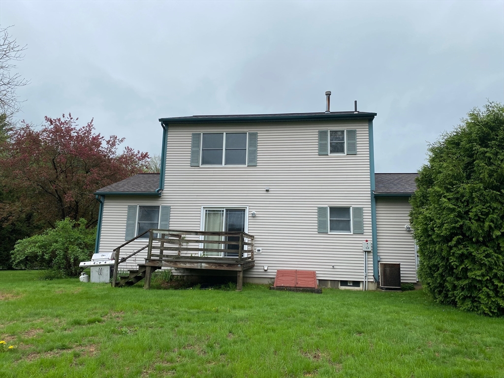 14 Plain Rd E B