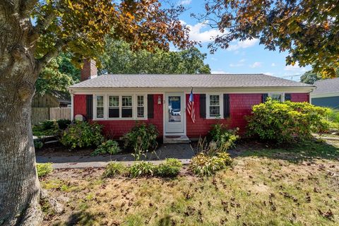 3 Saturn Ln Yarmouth MA 02664