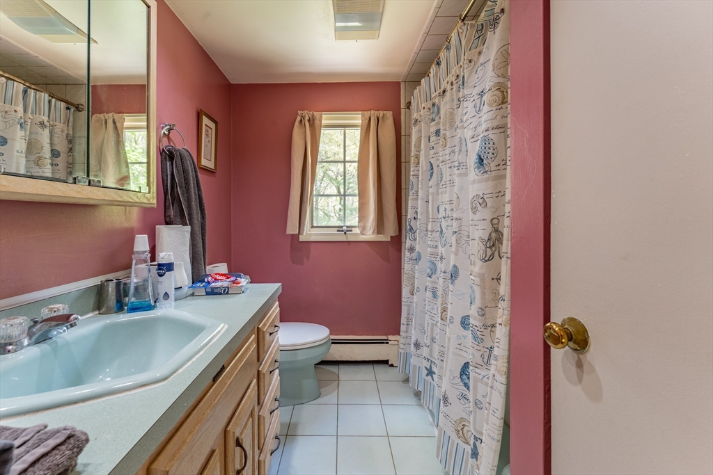 34 Oakhill Ave, Attleboro, MA Photo #18