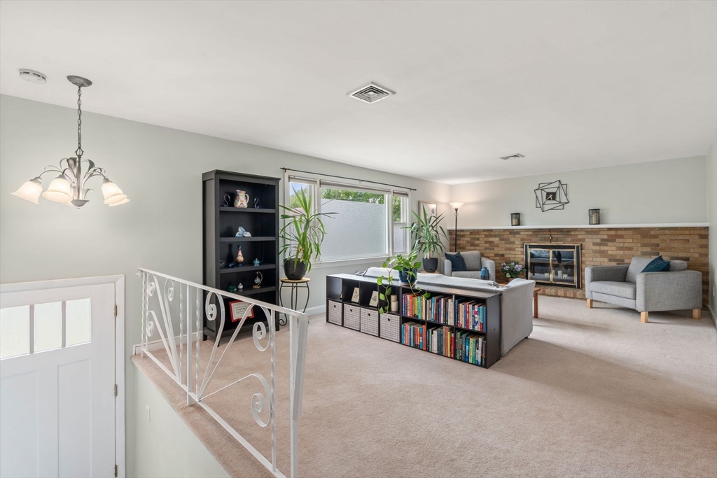 30 Cutter St B