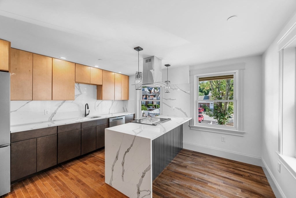 58 Granite Street #4, Gloucester, MA, 58 Granite Street #4, Gloucester, MA Photo #2