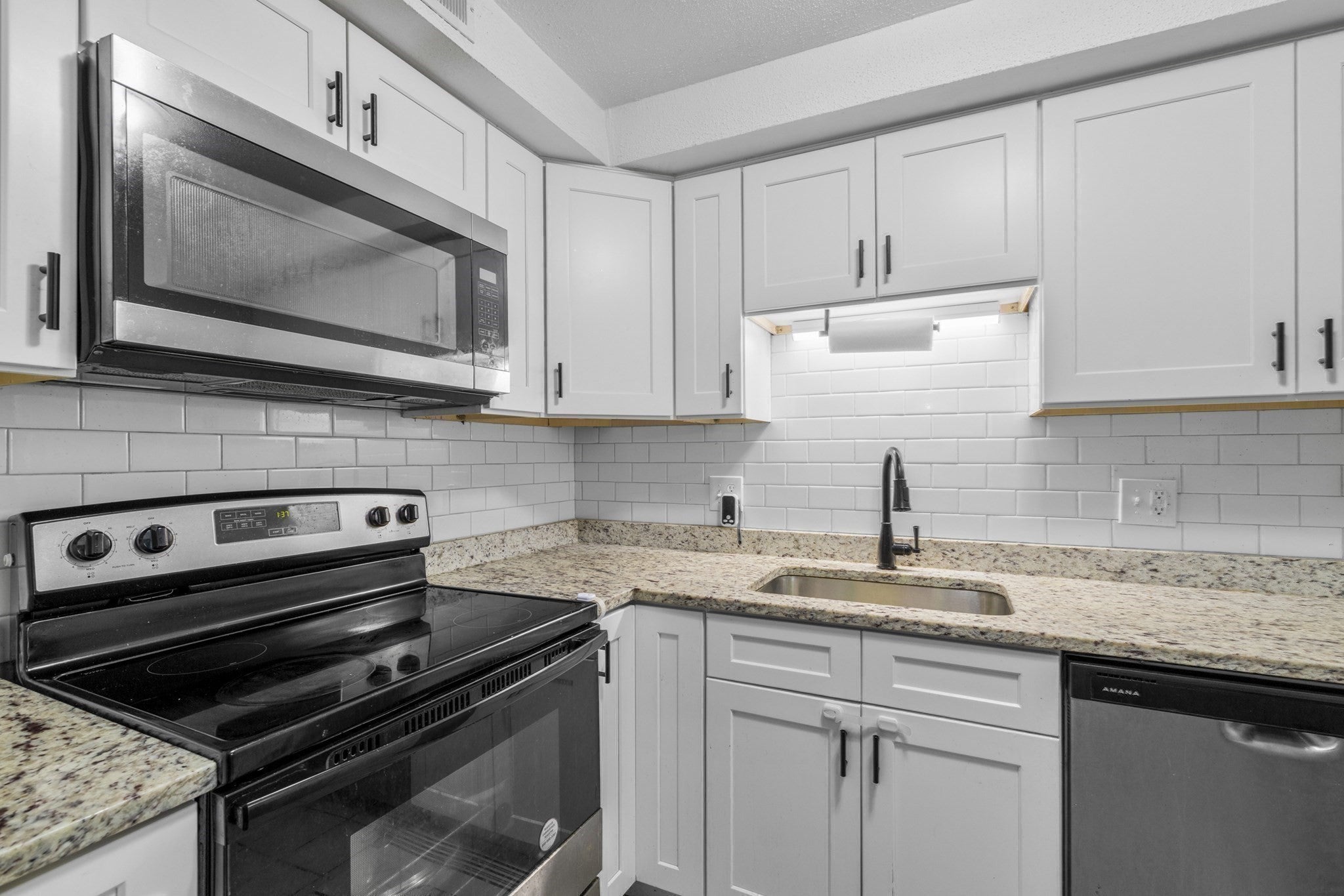 103 Oak Ln #4, Brockton, MA, 103 Oak Ln #4, Brockton, MA Photo #10