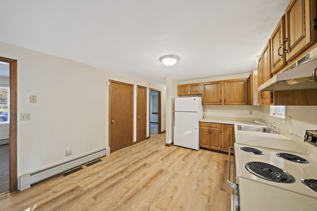 20 Biscayne Dr