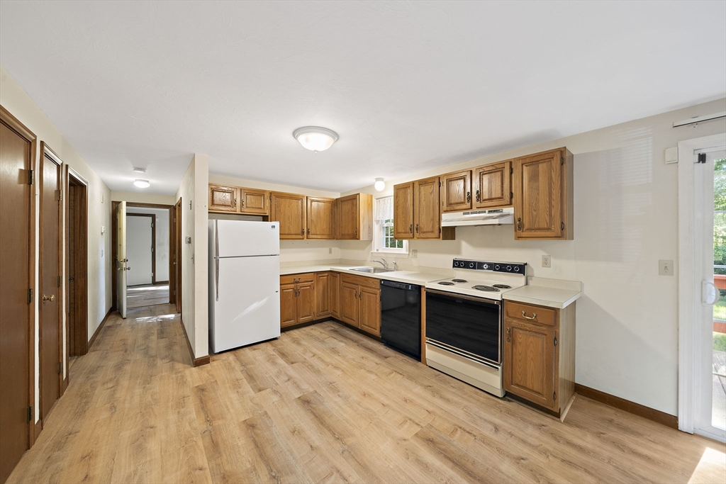 20 Biscayne Dr
