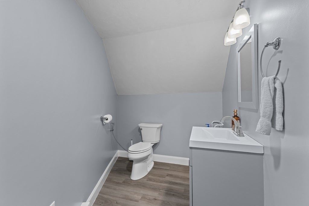8 Karen Ln, Milford, MA, 8 Karen Ln, Milford, MA Photo #32