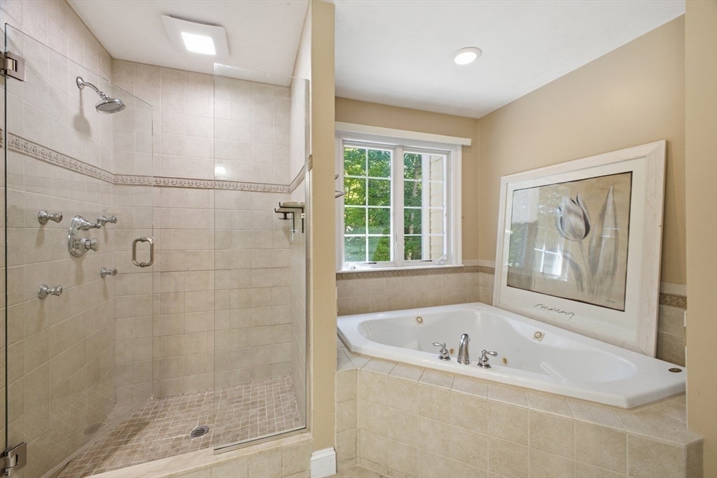 8 Karen Ln, Milford, MA, 8 Karen Ln, Milford, MA Photo #25