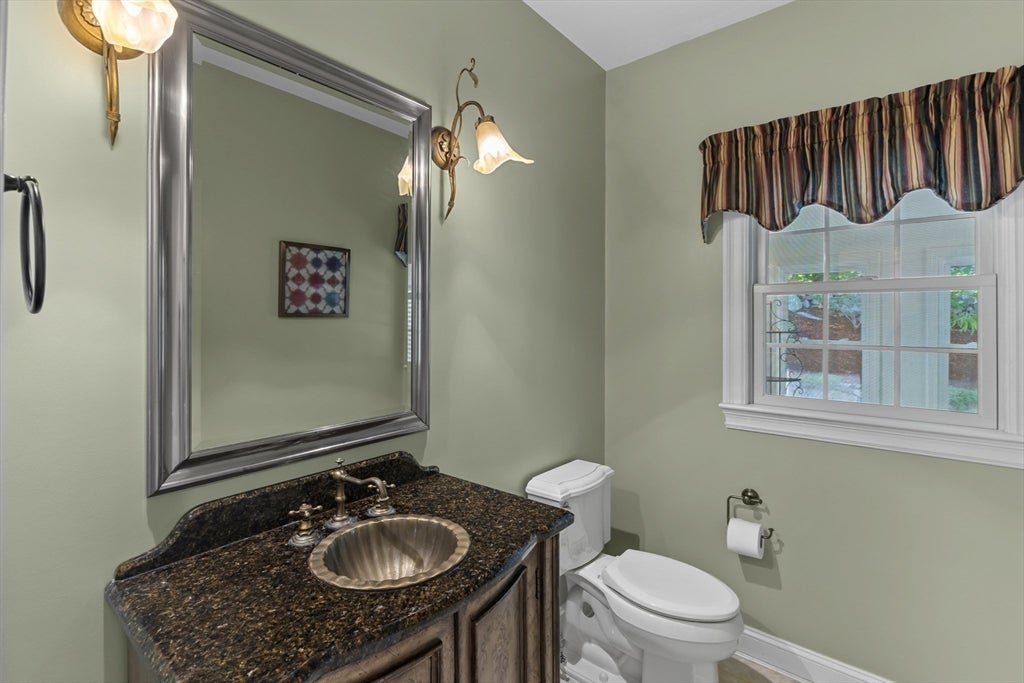 8 Karen Ln, Milford, MA, 8 Karen Ln, Milford, MA Photo #20