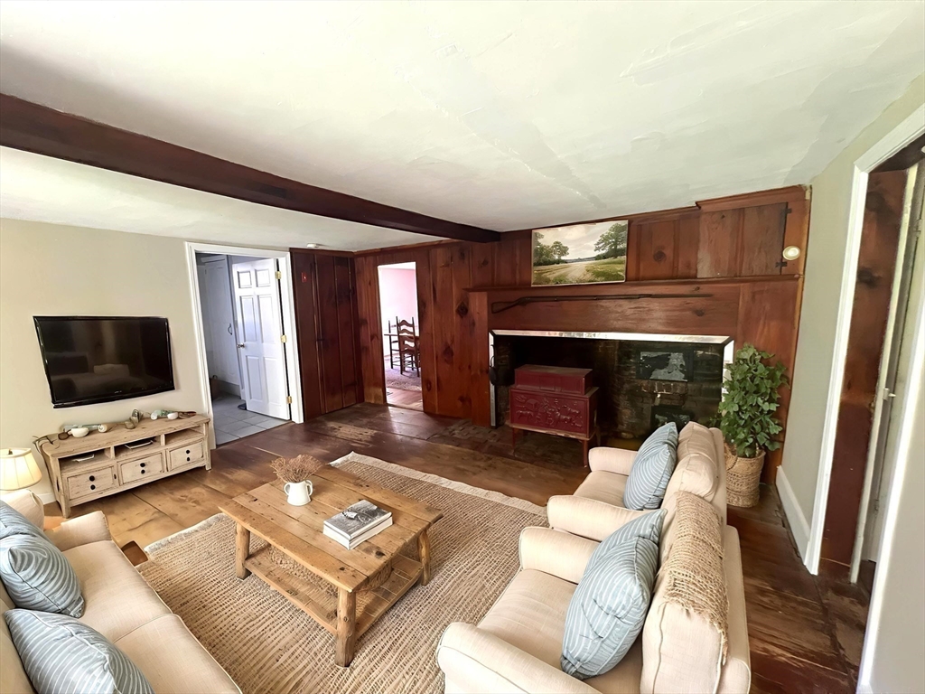 41 Amesbury Road
