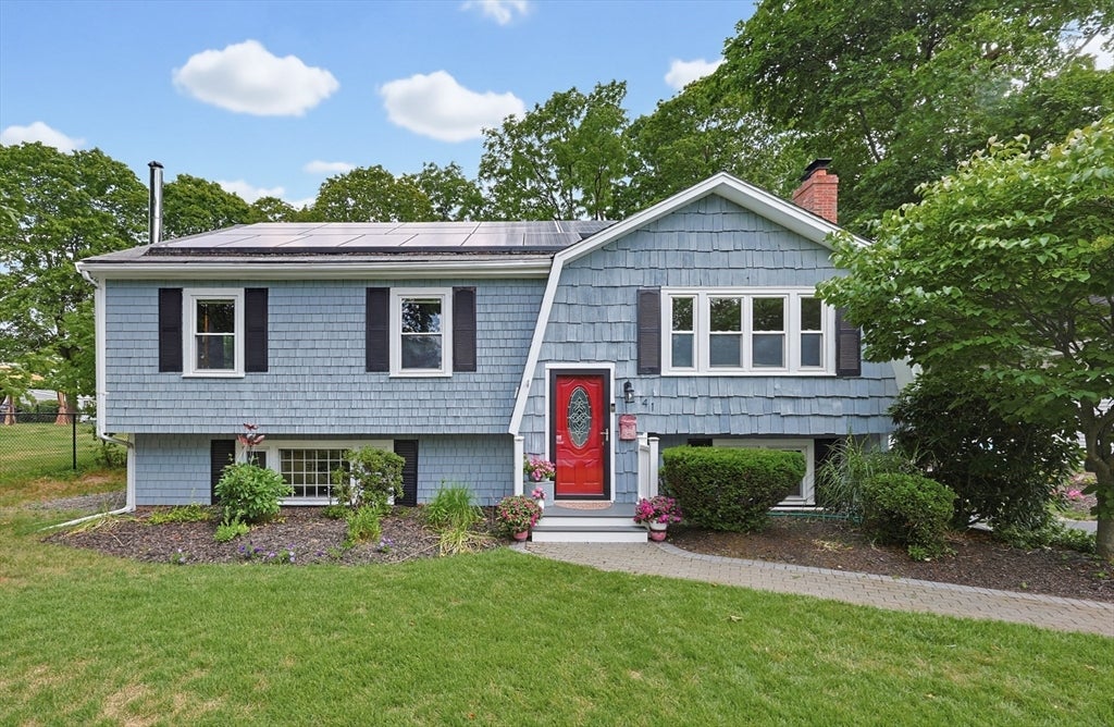 41 Myrtle St, Rockland, MA Photo #1