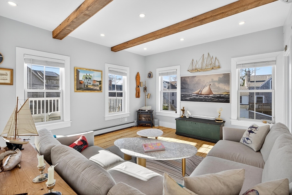 452 Commercial Street Unit 3