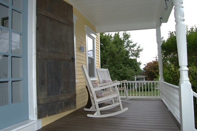 238 Old Colony Ave