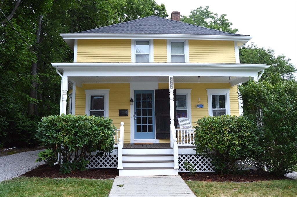 238 Old Colony Ave