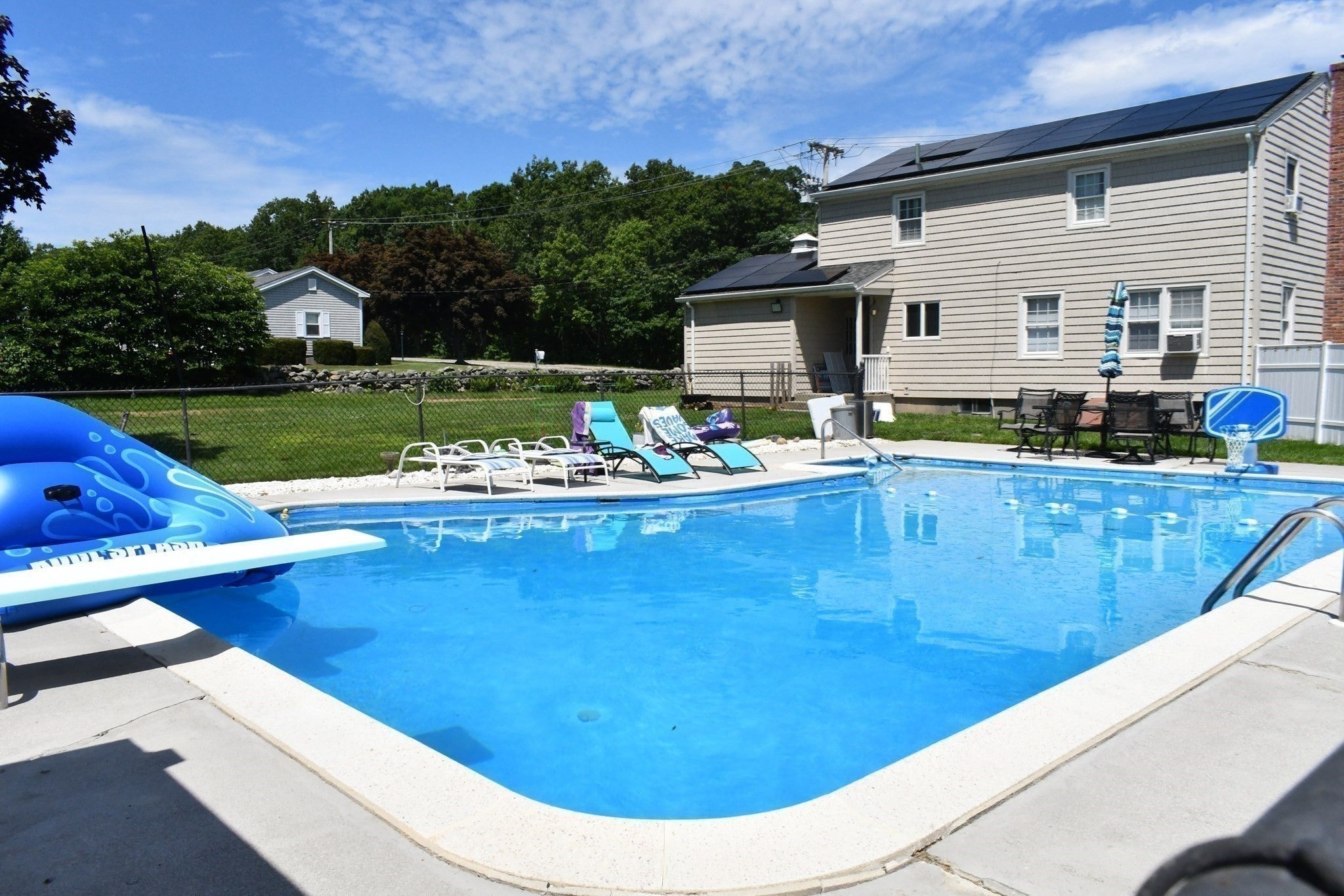 583 Whetstone Hill Rd, Somerset, MA, 583 Whetstone Hill Rd, Somerset, MA Photo #8